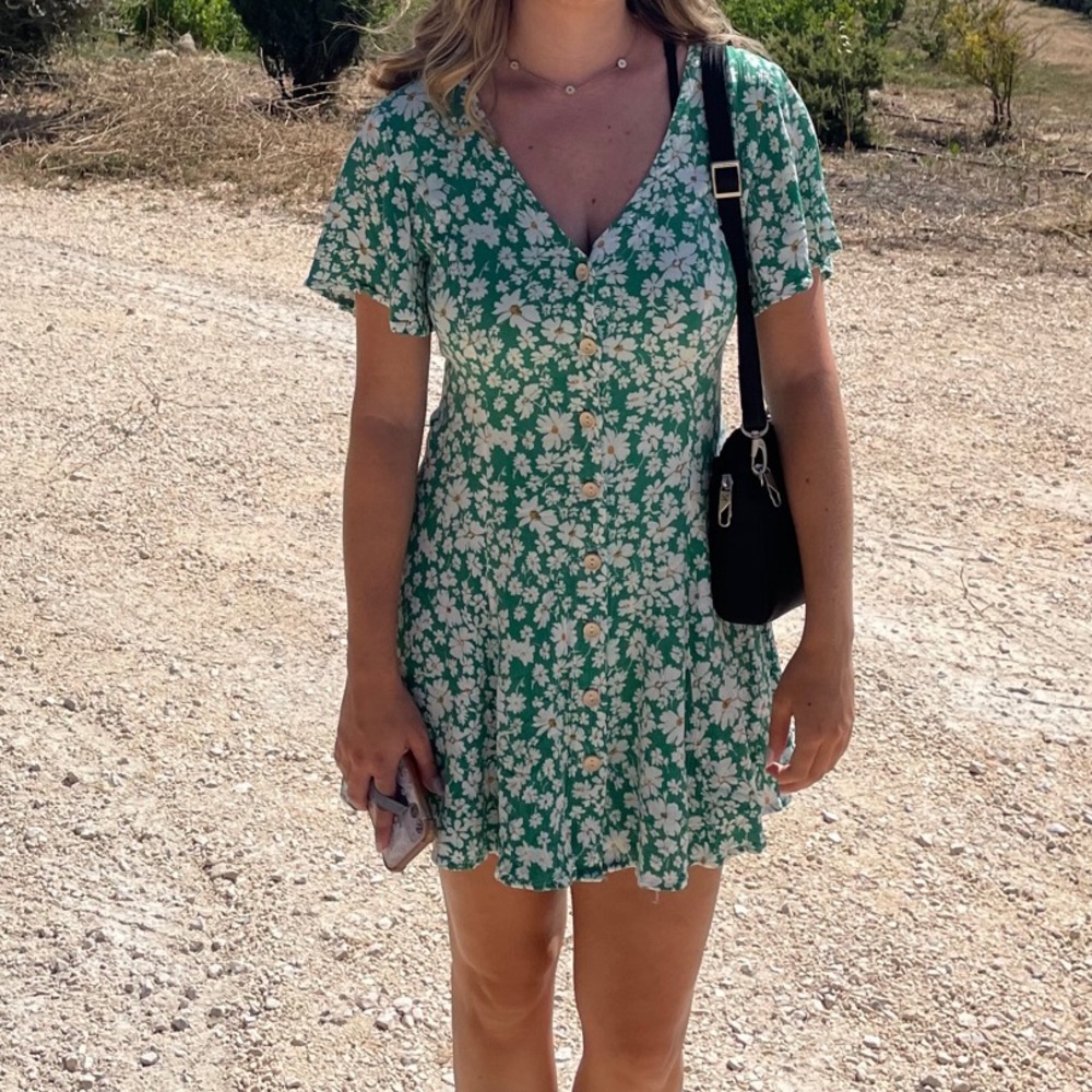 Lulus Green Daisy Flower Floral Print Dress Size XS Cottagecore